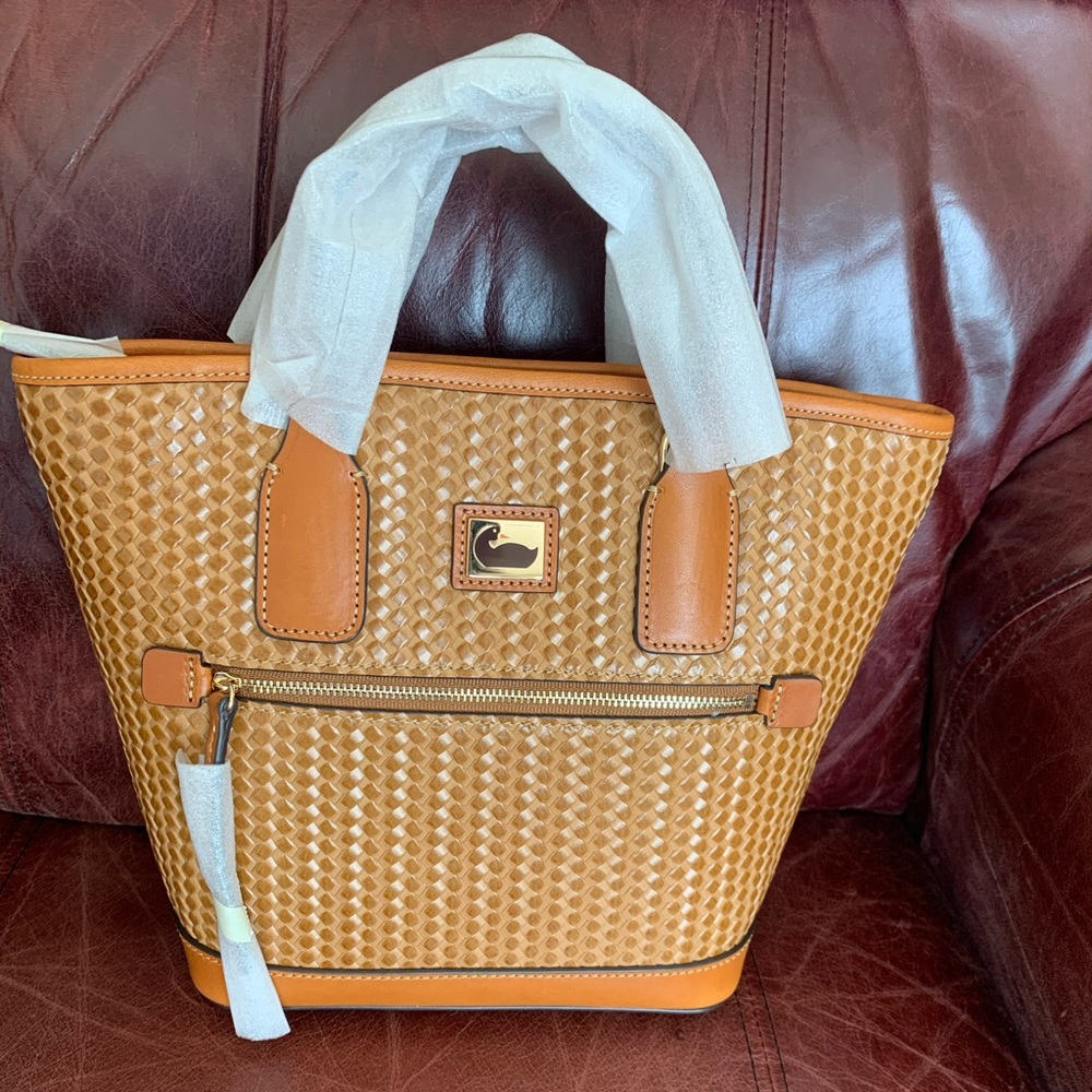 NEW Dooney and Burke Convertible Tote/Crossbody